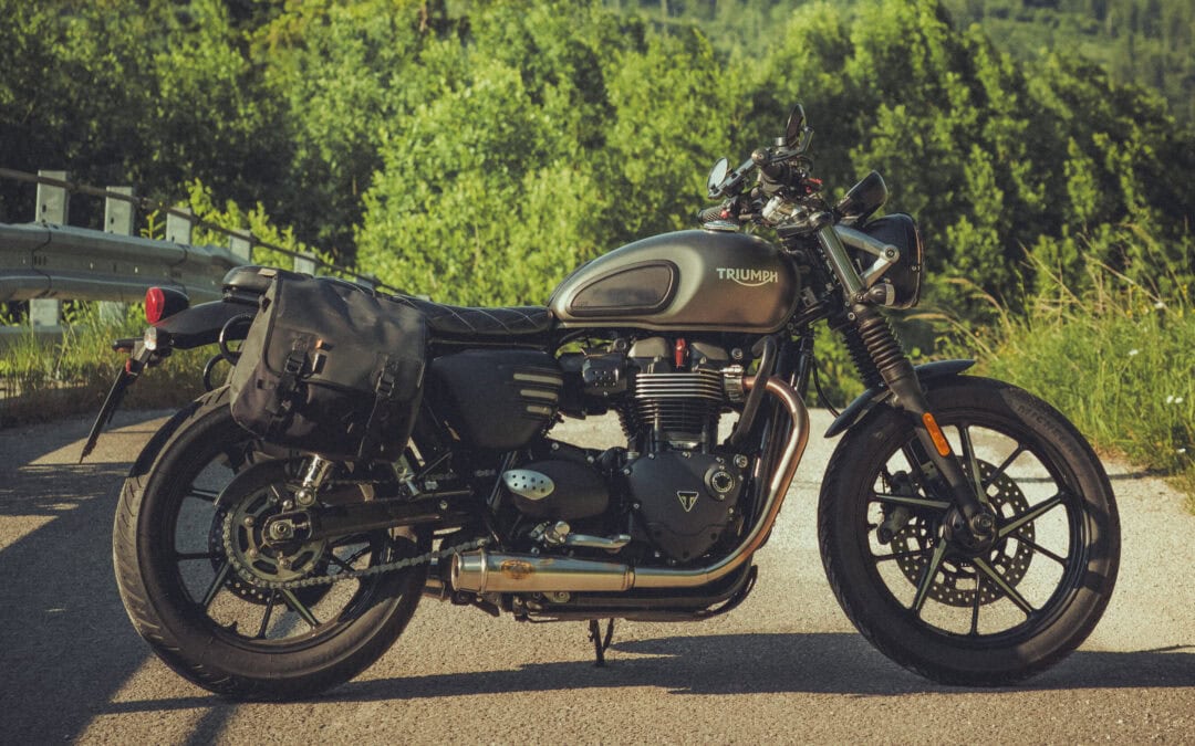 Triumph Street Twin Matt Ironstone 2020